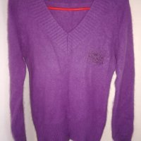 Дамски пуловер, снимка 1 - Блузи с дълъг ръкав и пуловери - 23742135