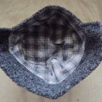Детска зимна шапка, снимка 3 - Шапки, шалове и ръкавици - 19786634