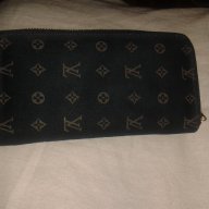 Ново дамско черно кадифено портмоне на Louis Vuitton реплика, снимка 6 - Портфейли, портмонета - 9808398