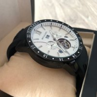 Продавам Bvlgari Модел Tourbillon Bleck and White мъжки стилен часовник, снимка 6 - Мъжки - 22775859