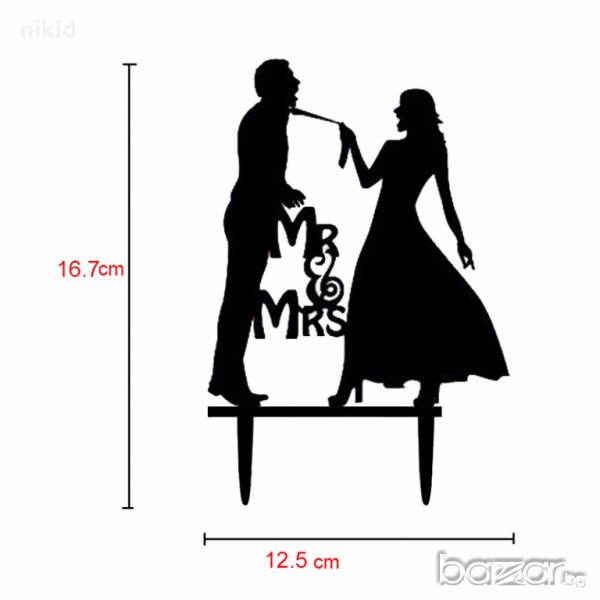 Mr&Mrs Двойка жена и мъж хванат за вратовръзка сватбена табела топер за украса декор торта  , снимка 1