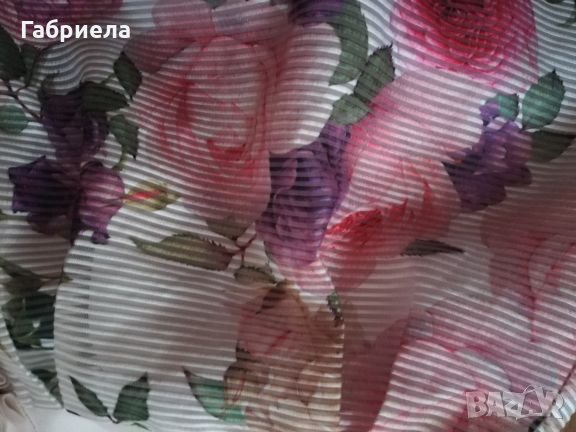 Уникална рокля , снимка 2 - Детски рокли и поли - 24863436