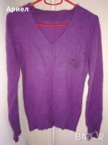 Дамски пуловер, снимка 1 - Блузи с дълъг ръкав и пуловери - 23742135