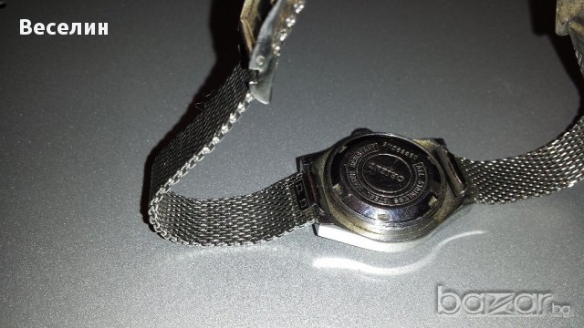 Дамски часовници, снимка 2 - Дамски - 17229356