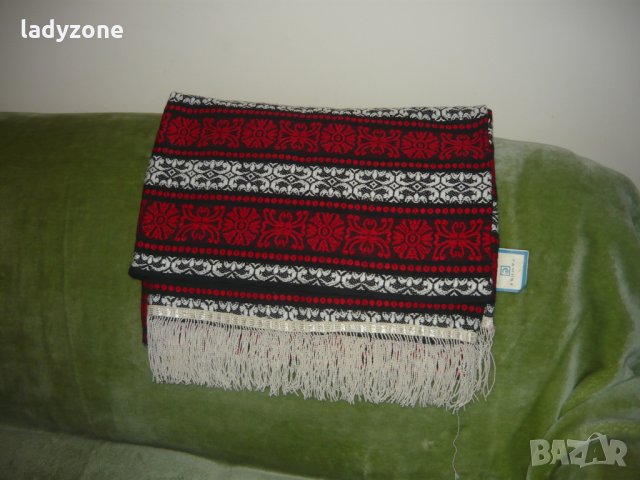  Жакардова покривка - нова, снимка 2 - Покривки за легло - 22843061