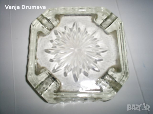 стар пепелник от тежко стъкло, снимка 3 - Колекции - 25037960