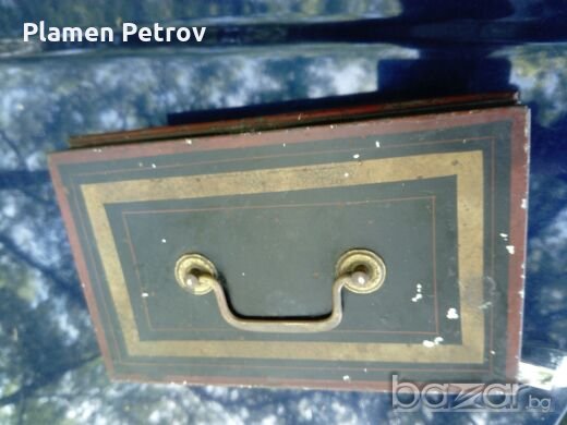 Стара кутия, снимка 1