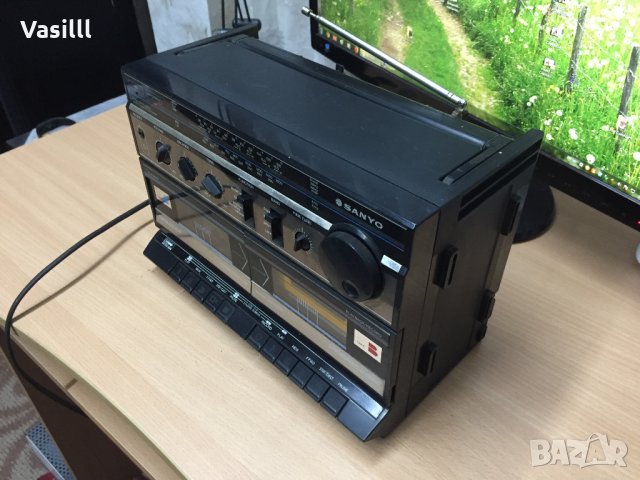 Двукасетъчен Радио Касетофон SANYO MW170L *1985 г-Япония, снимка 4 - Радиокасетофони, транзистори - 25916643