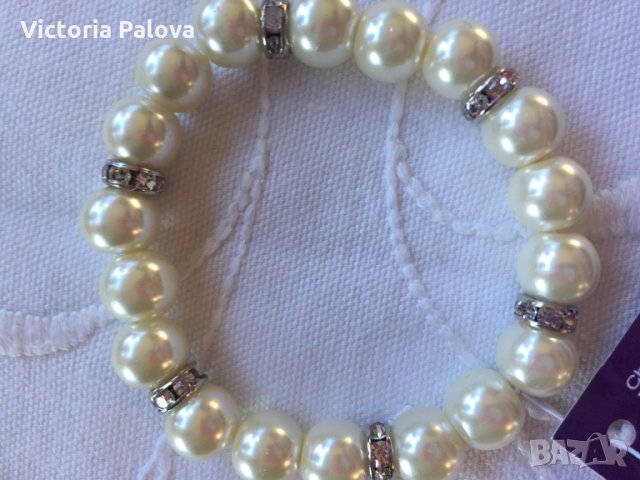 Красива нова гривна CHARLES VOGELE, снимка 3 - Гривни - 24045159