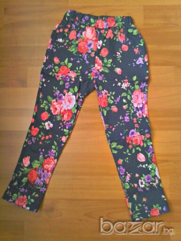 флорален  панталон , снимка 2 - Детски панталони и дънки - 7259561