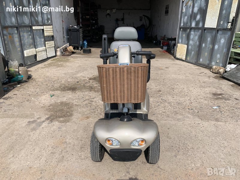 Скутер за трудно подвижни хора или инвалиди, снимка 1