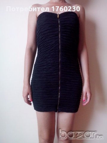 Малка черна рокля