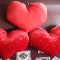 Плюшена възглавница сърце , снимка 2 - Романтични подаръци - 24228659
