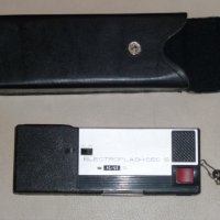 Vintage Continental ELECTROFLASH 555 Camera - апарат за колекционери, снимка 4 - Други ценни предмети - 22853749