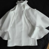 Ефектна блуза, снимка 1 - Блузи с дълъг ръкав и пуловери - 25205613