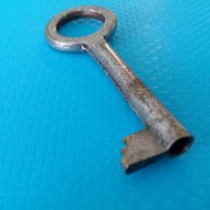 стар ключ дължина 6,5 см, снимка 2 - Антикварни и старинни предмети - 15263472