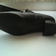 №39 Caprice черни от естествена кожа, снимка 3 - Дамски ежедневни обувки - 12314739