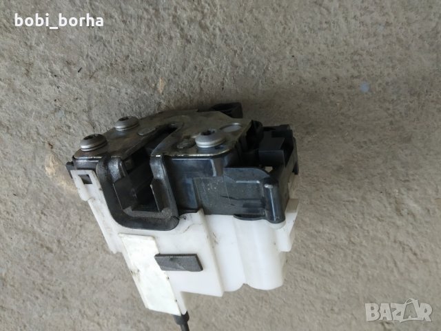 продавам машинка за заключване за панда 2003-2011г., снимка 3 - Части - 24907429