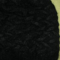 Машинно плетена вълнена шапка, черна, снимка 1 - Шапки - 23222336
