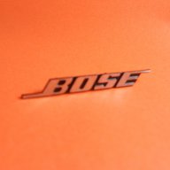 Емблеми  BOSE с пинове за тонколони, снимка 3 - Аксесоари и консумативи - 12710327