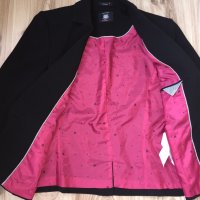 Дамско сако BERSHKA оригинал, size L, черно с цикламен хастар , НОВО!!, снимка 4 - Сака - 11070978