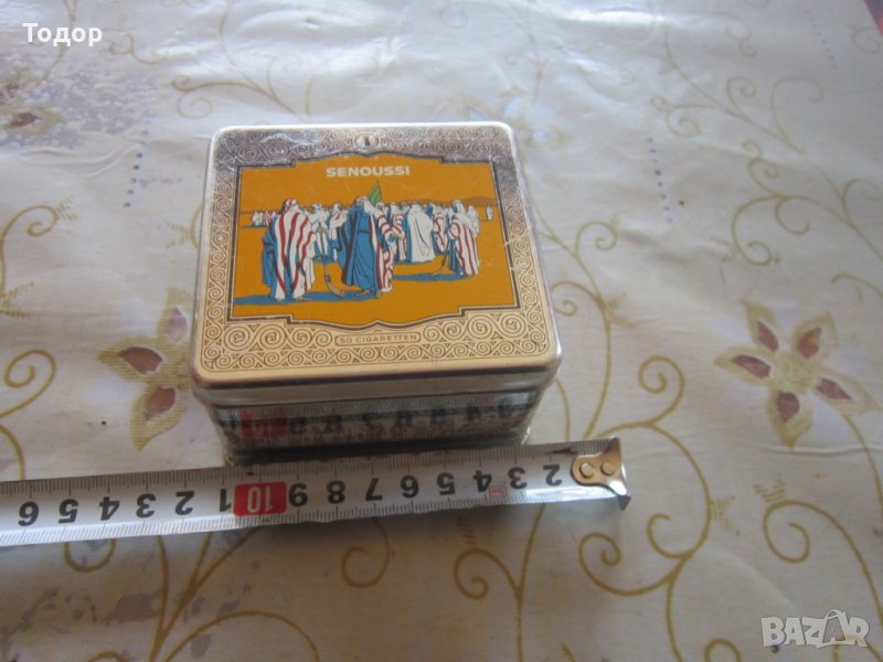 Страхотна стара ламаринена тенекиена кутия кутийка, снимка 1