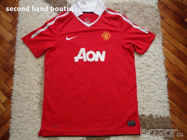 Намалена Nike Man Utd футболна тениска екип сезон 2010/2011, снимка 4 - Спортни дрехи, екипи - 11352911