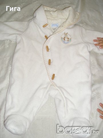 Космонафтче за 3-месечно бебче, снимка 1 - Бебешки якета и елеци - 19447510