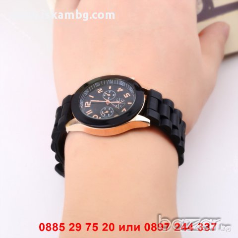 Дамски силиконов часовник, снимка 3 - Дамски - 12261750