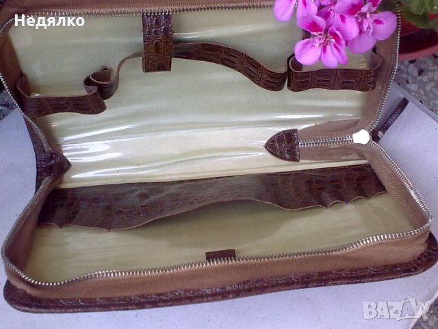 Дамска чанта крокодилска кожа, снимка 6 - Чанти - 23224072