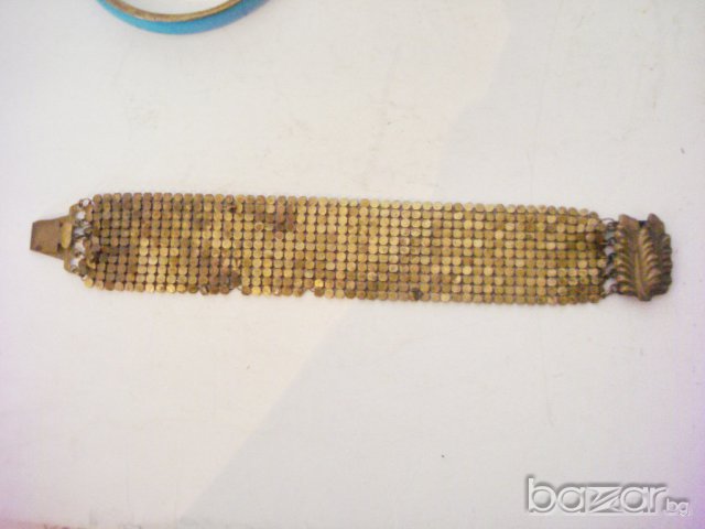 Красива бронзова гривна, снимка 2 - Антикварни и старинни предмети - 9671974
