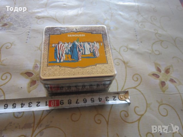 Страхотна стара ламаринена тенекиена кутия кутийка, снимка 1 - Колекции - 25583190