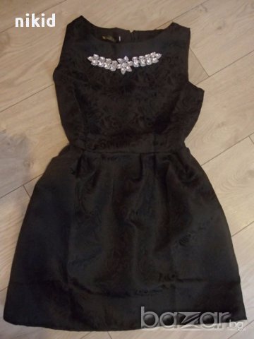 черна дамска рокля с накит , снимка 2 - Рокли - 13059577