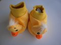 Продавам  детски пантофки PAMPERS патенца, снимка 1 - Бебешки обувки - 10189682