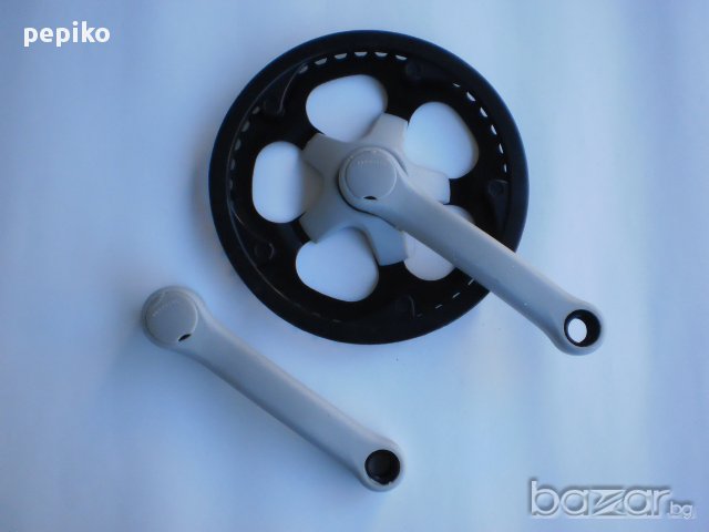 Продавам колела внос от Германия Комплект курбели с една плоча, снимка 1