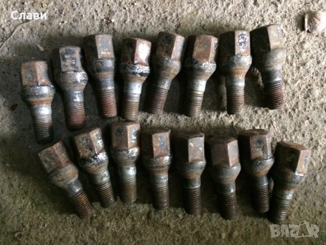 Продавам болтове от Пежо 