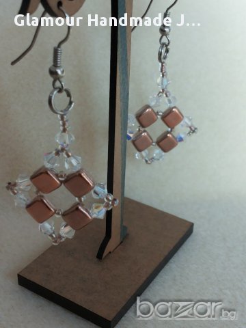 Обеци с кристали и мъниста, снимка 3 - Обеци - 12822962