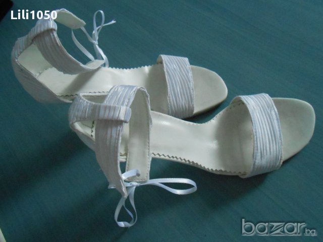Обувки за повод + подарък НАМАЛЕНИ!, снимка 17 - Дамски обувки на ток - 8722221