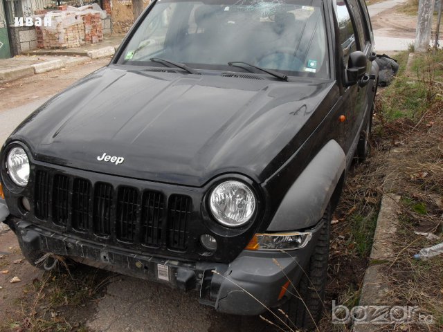 Продавам на части Чероки / Jeep Cherokee 2800 CRD 2005 г, снимка 2 - Автомобили и джипове - 16145457