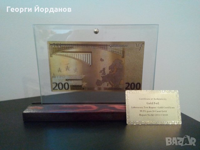 Сувенири 100 златни долара банкноти в стъклена поставка , снимка 16 - Други ценни предмети - 20607537