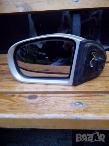 ляво огледало с мигач Mercedes C w203 - 413133419, снимка 3 - Части - 22243719