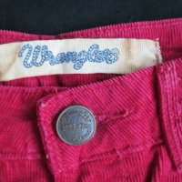 Джинси кадифе червено Wrangler нови р.27 чарлстон, снимка 3 - Панталони - 25364808