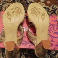 Дамски чехли , снимка 5 - Дамски обувки на ток - 8337284