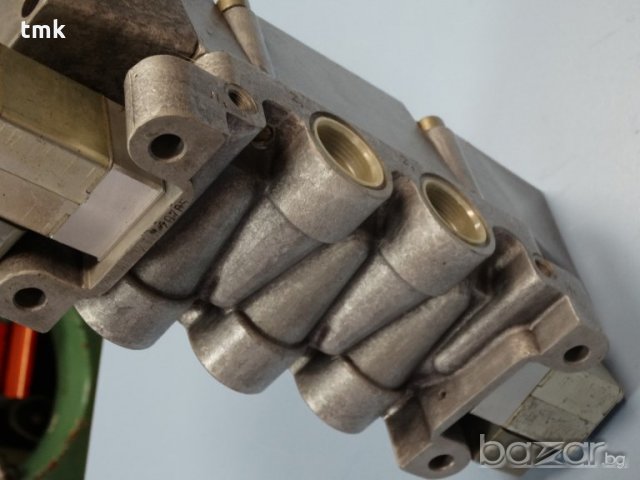 Пневматичен разпределител за преса ORSTA, снимка 6 - Други машини и части - 18570487