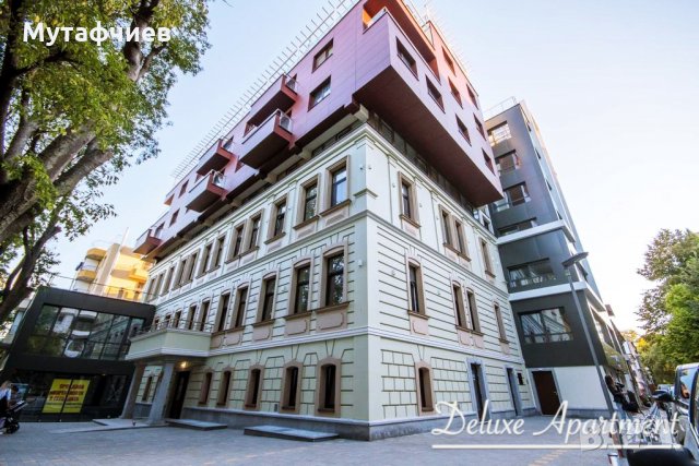 Апартамент Катедралата Deluxe гр.Варна-с паркомясто!, снимка 2 - Апартаменти - 23467177