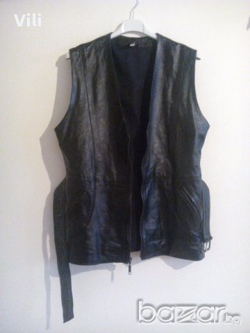 Дамски елек - естествена кожа - пефектно сьстояние !!