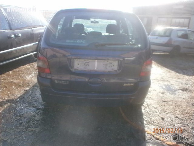 Renault Scenic TDI DCI, снимка 9 - Автомобили и джипове - 17962302