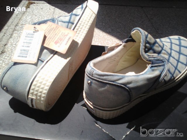 Diesel – нови дамски обувки, 100 % оригинални . Размер 39, снимка 4 - Кецове - 14927417