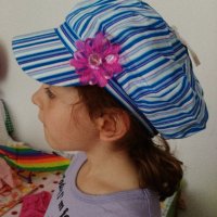 Нов детски каскет, нова лятна детска шапка с козирка, райета, бяло, сиьно, снимка 5 - Шапки, шалове и ръкавици - 12971035