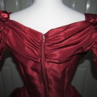 Бална рокля във викториански стил вишнев цвят, снимка 8 - Рокли - 11690479